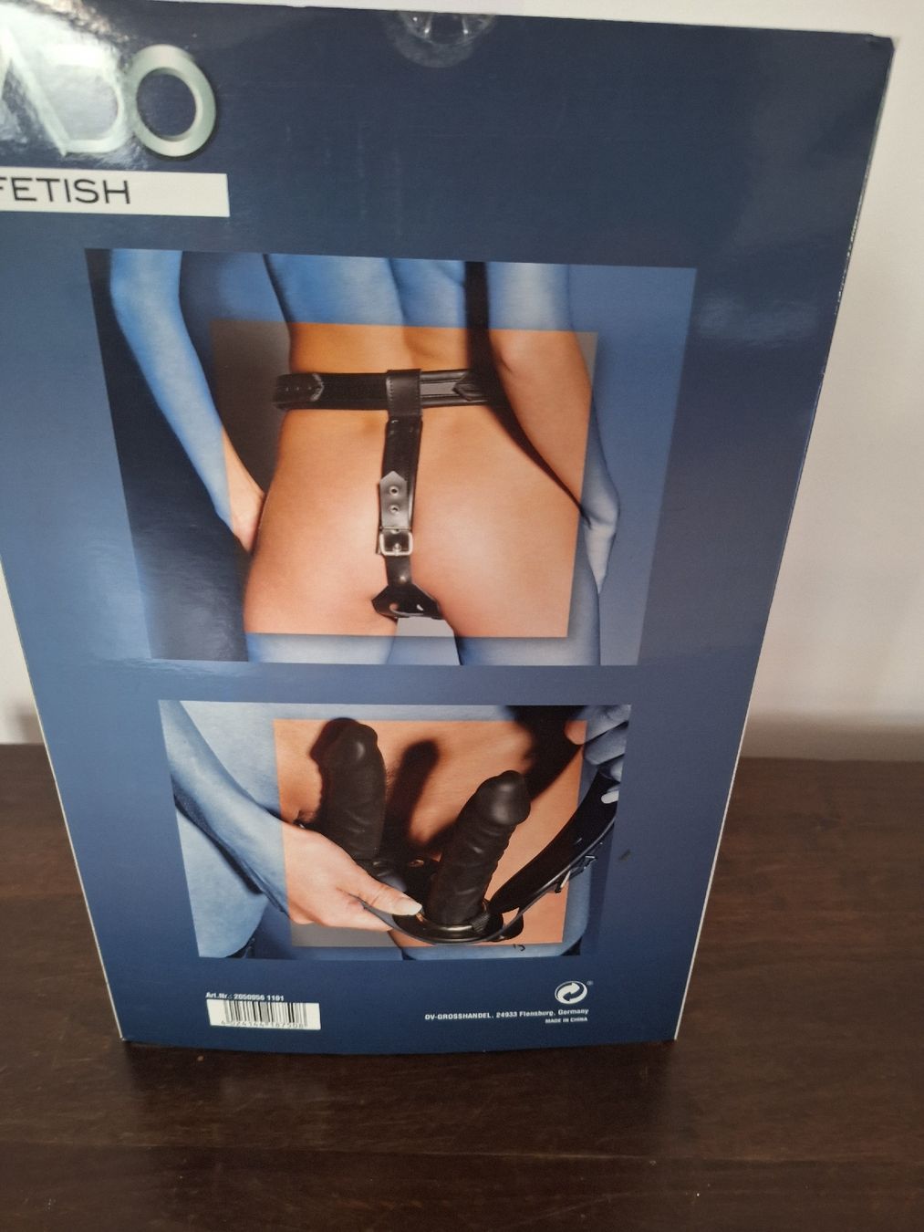 Autres dessous: Lederstring ZADO mit 2 Dildos – Neuf avec emballage d'origine à Fischenthal par Irene69 1