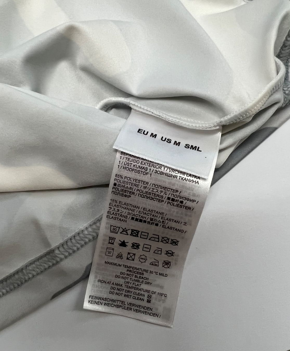 Bogner Polo-Shirts: Bogner poloshirt G M – Gebraucht aus Basel von La.Bonne.affaire 3