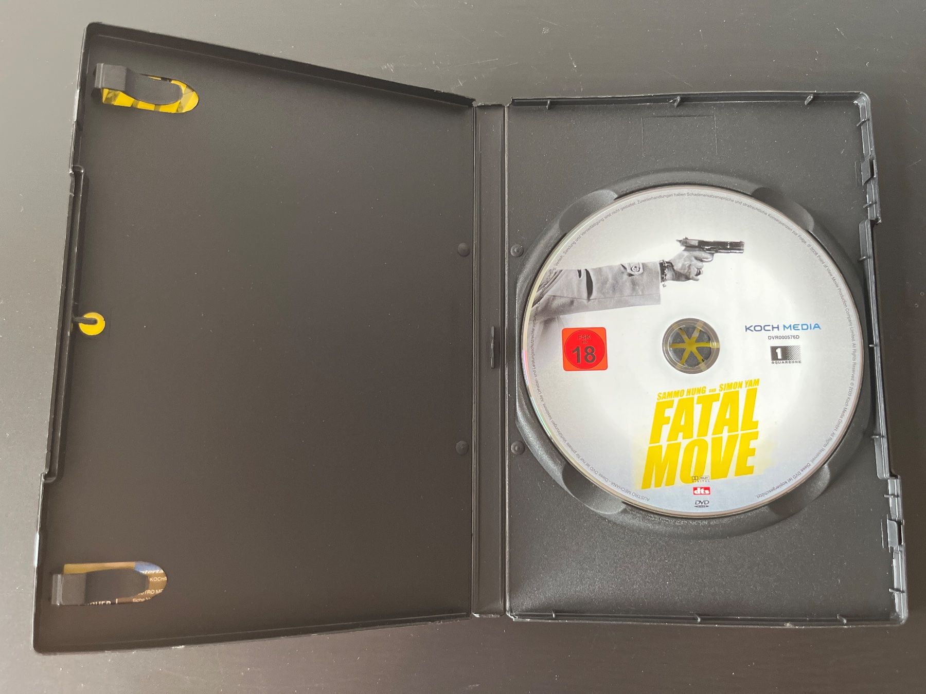 Tutti i DVDs: DVD - Fatal Move – Usato da Luzern venduto da Jiggy_8898 2