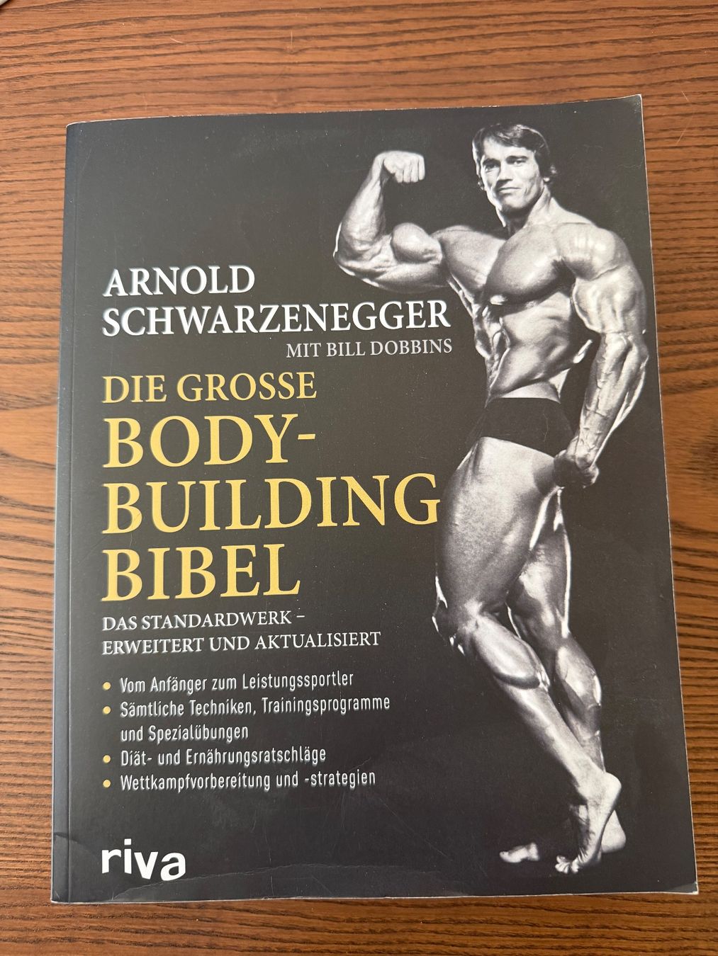 Libri: Arnold Schwarzenegger Bodybuilding Bibel Buch – Usato da Dübendorf venduto da morris_do