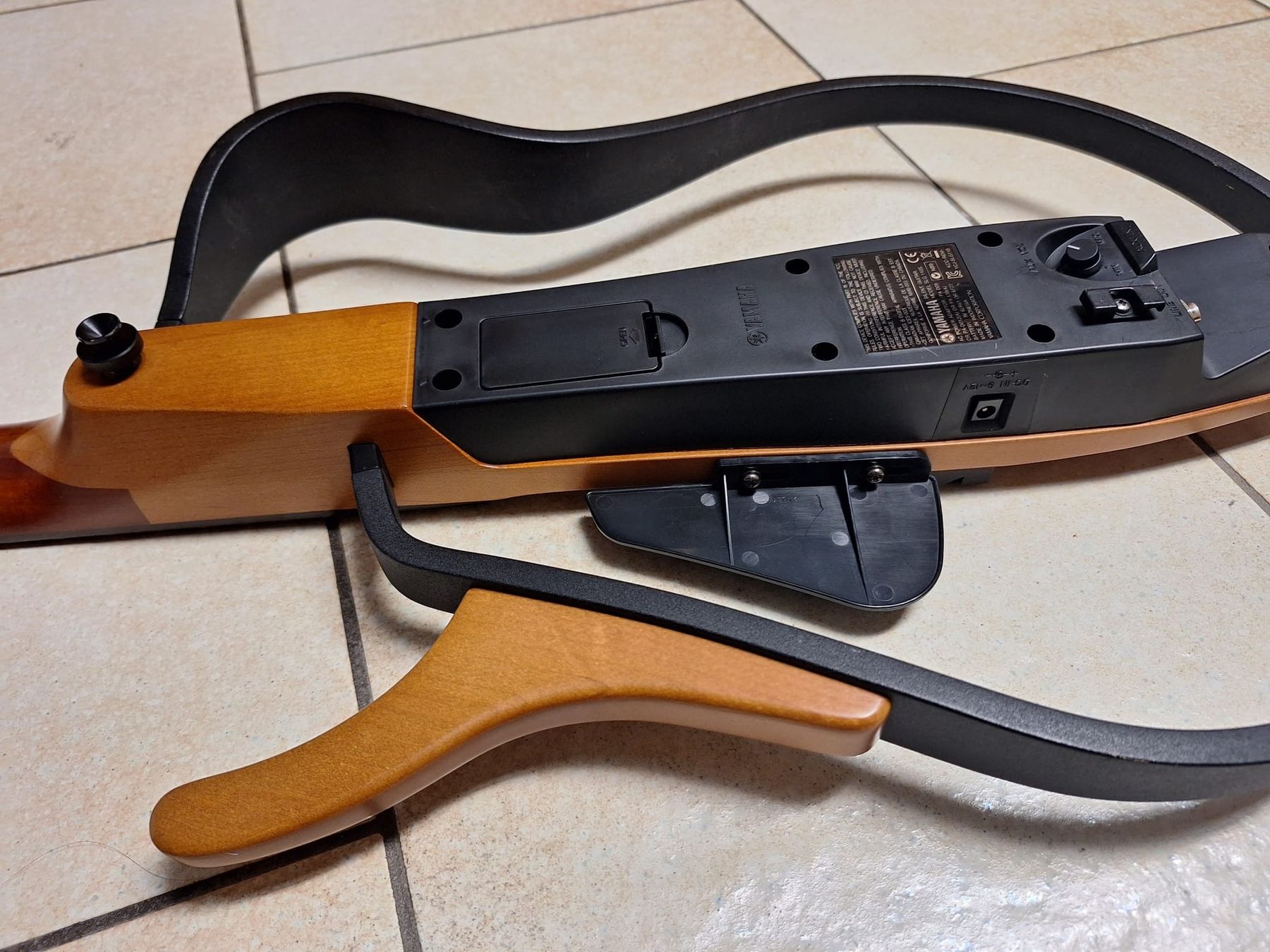 Yamaha Musikinstrumente: Yamaha silent guitar SLG 110S – Neu (gemäss Beschreibung) aus Schwadernau von markess 3