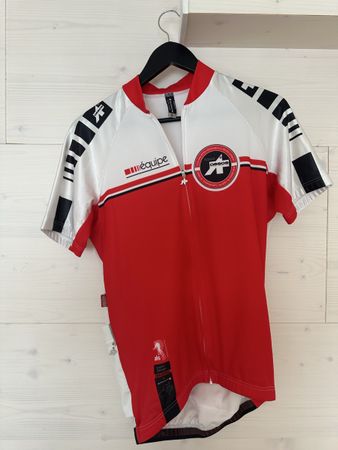 Maillot cyclisme Assos équipe L, rouge blanc, idéal été!