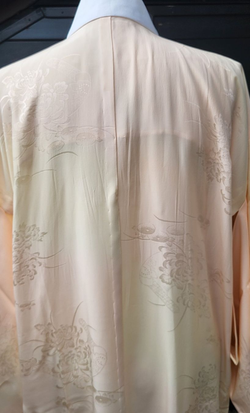 Internationale Kunst: Kimono japonais crème- pink – Neu (gemäss Beschreibung) aus Fribourg von VictoriaShop7 3