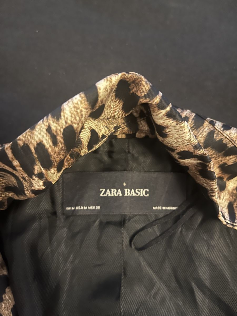 Zara Vestes: Zara Blazer  Leo-Muster Grösse M  – Neuf (Voir description) à Olten par sae_82z2 4