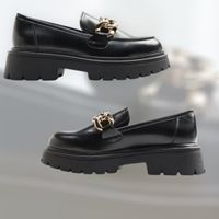 Schwarze Loafer der Marke CATWALK, mit Kette Gr. 36