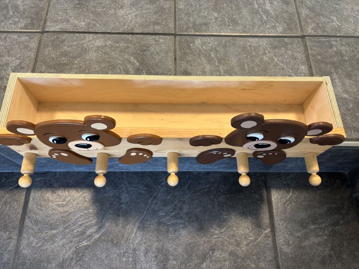 Garderobe: Kindergarderobe aus Holz – Gebraucht aus Staufen von arnicla 3