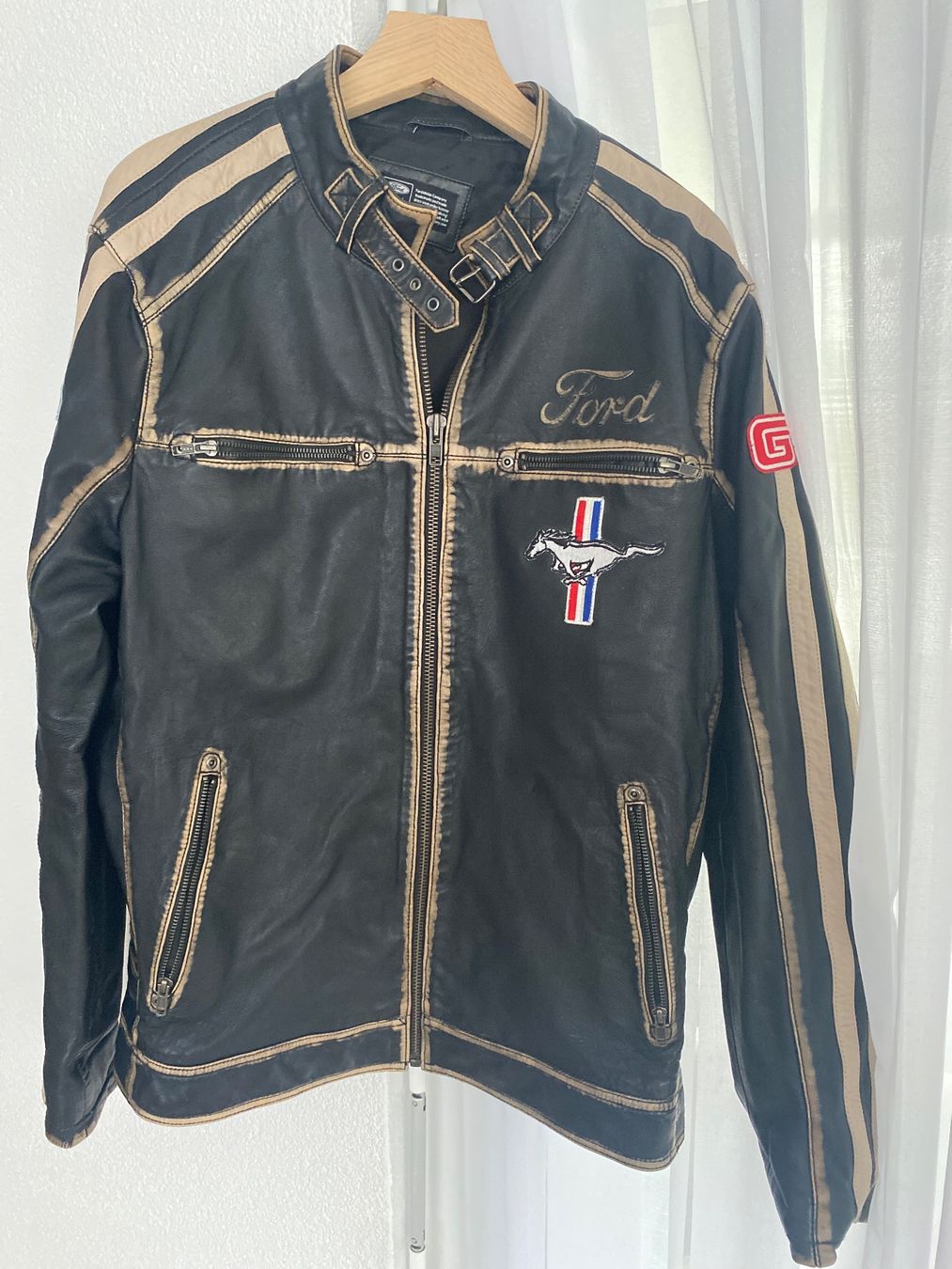 Giacche: Ford Mustang Lederjacke – Usato da Niederuzwil venduto da Andrzej.01