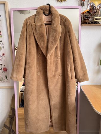 Luxuriöser Faux-Fur Mantel von TWINSET Milano