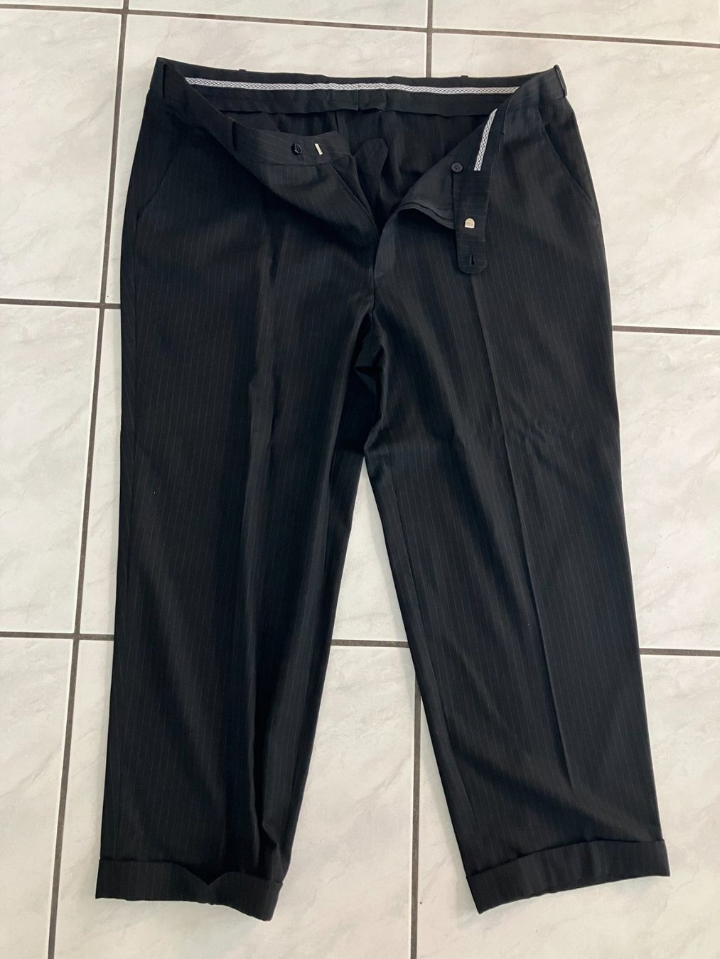Costumes: Herrenanzug ca. XXL – D'occasion à Abtwil AG par Swissraver 1