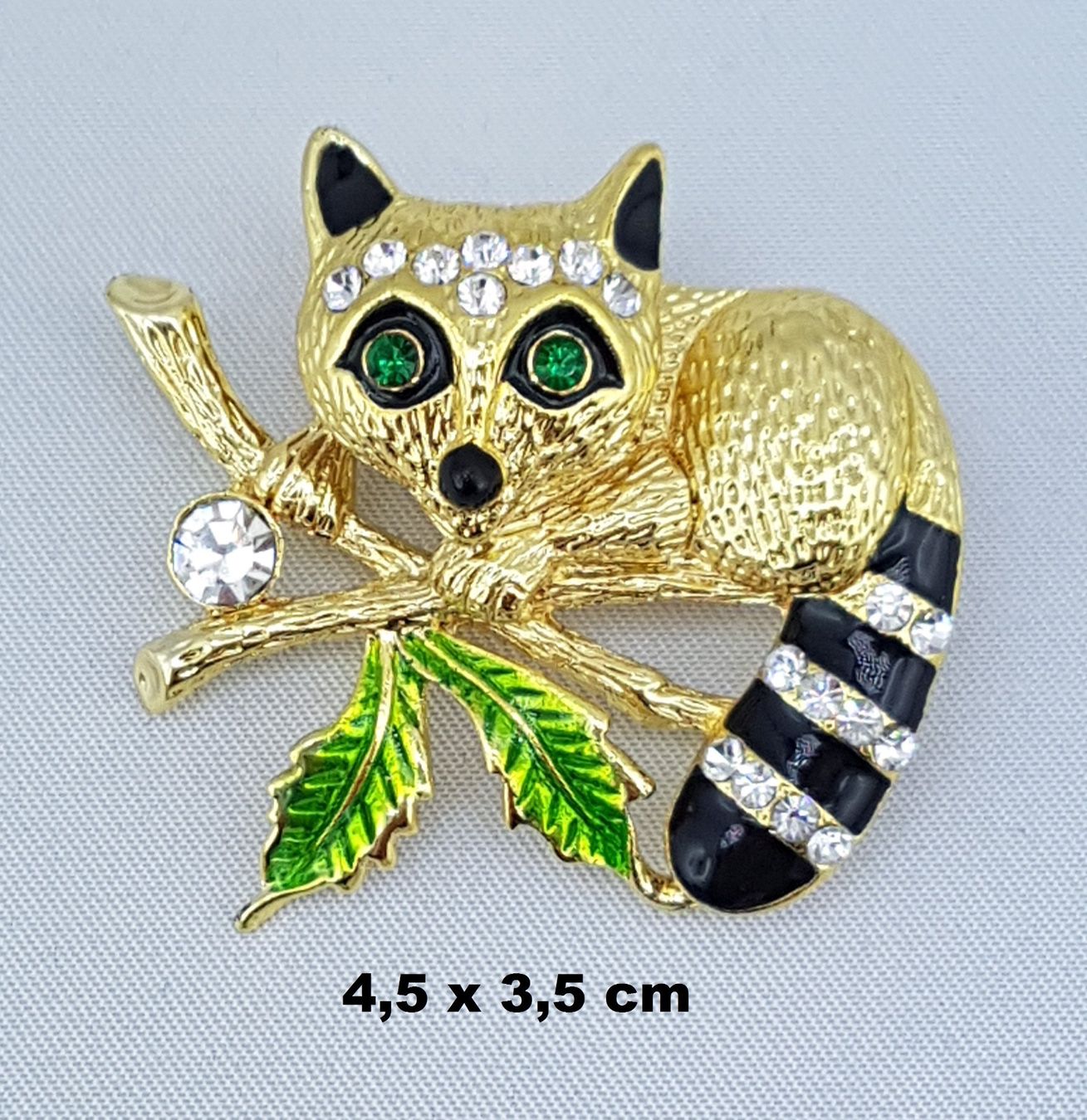 Broschen & Nadeln: Brosche - WASCHBÄR mit Glitzersteinen - Neu - 4,5x3,5cm – Neu und originalverpackt aus Grenchen von Yamahwildstar16