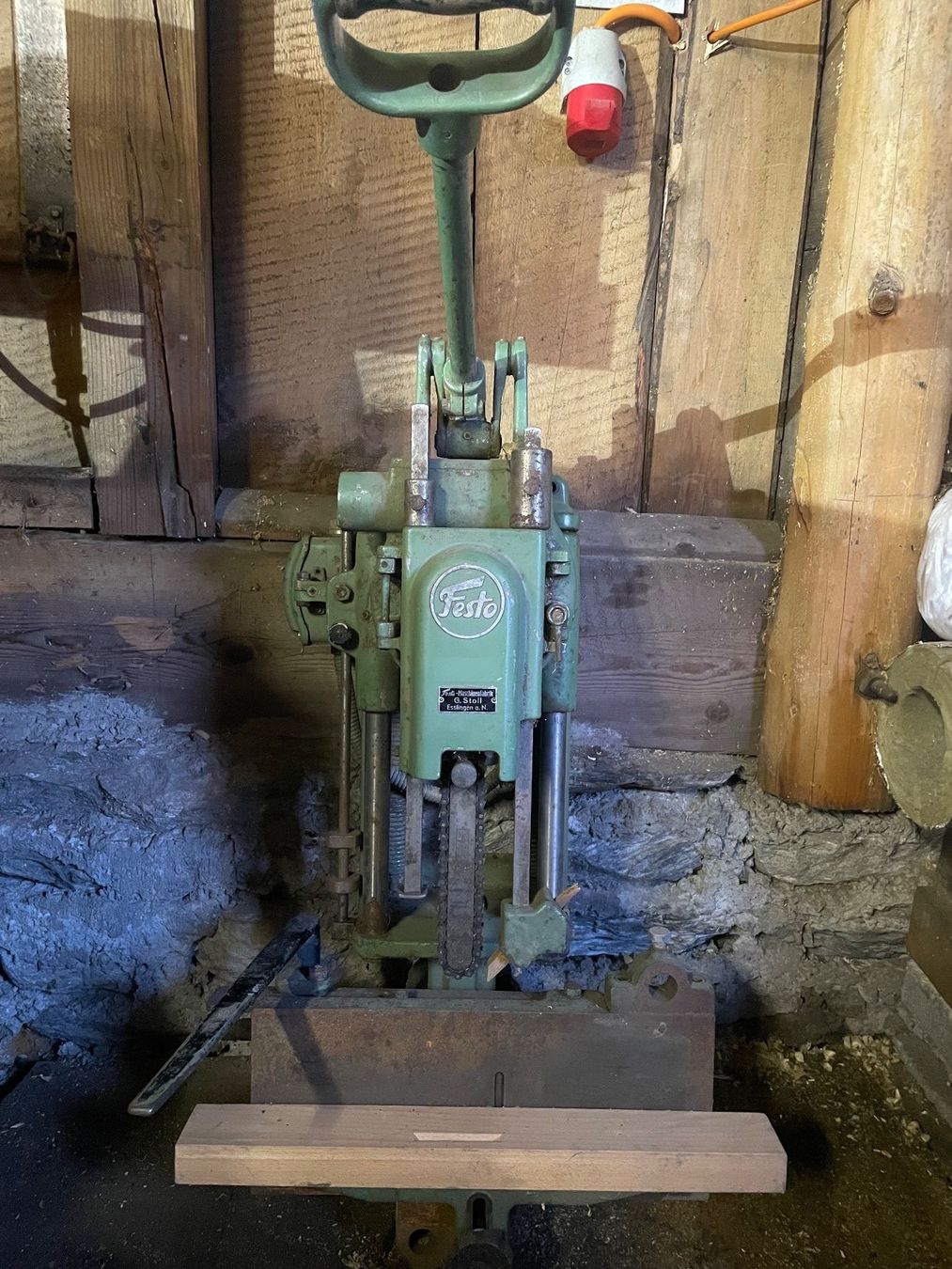 Festo Tutte le macchine: Original Kettenstemmer FESTO – Usato da Reckingen VS venduto da Gommi73 4
