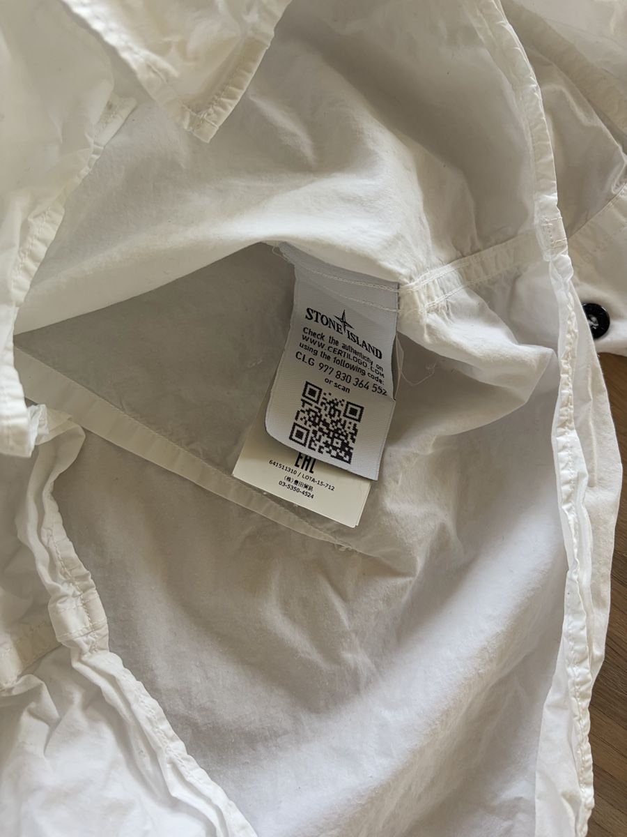 Camicie: Weisses Stone Island Hemd – Usato da Zürich venduto da Benutzter_name 4