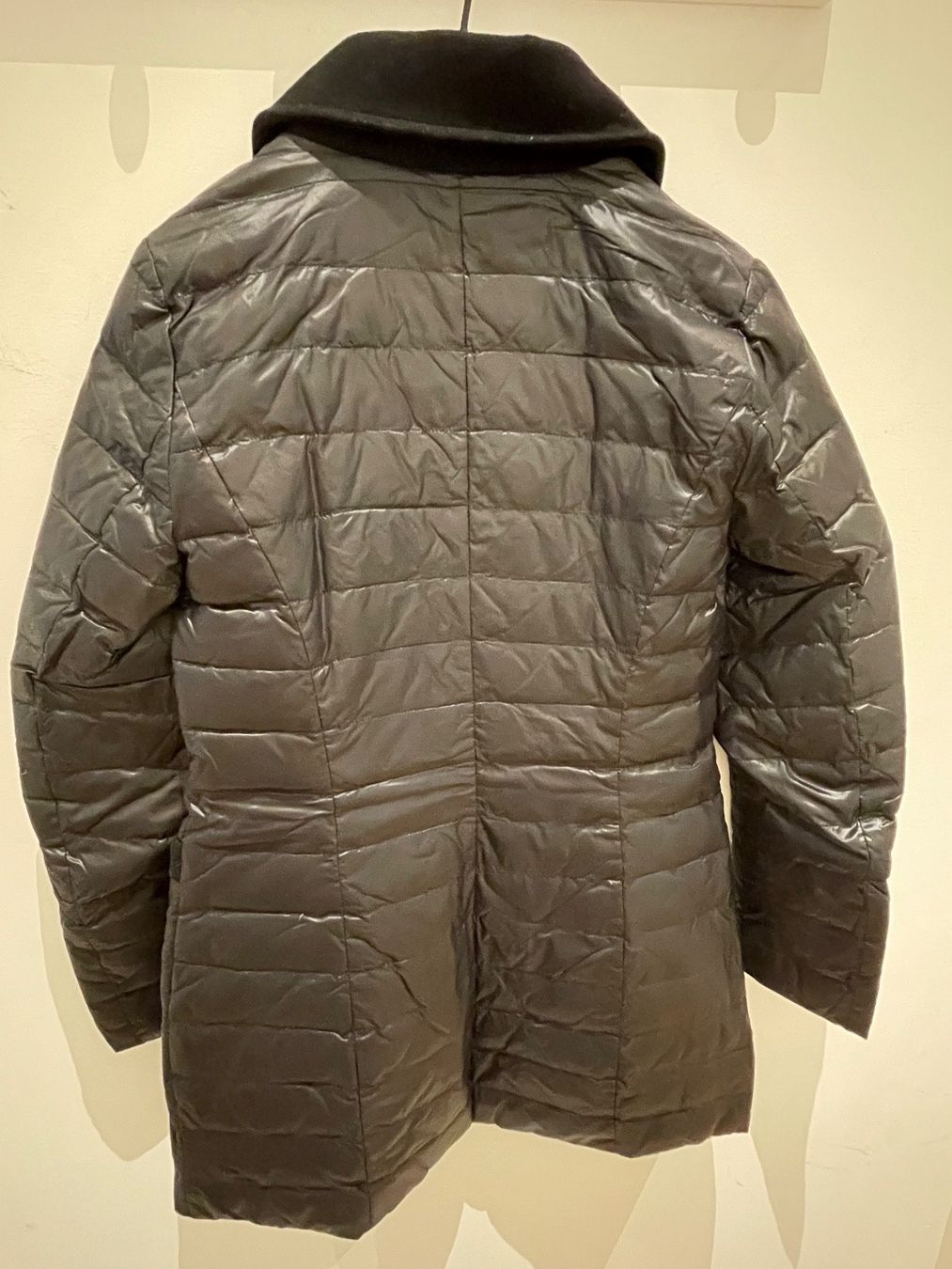 Giacche: Metro Lightweight Feather Down Jacket / Daunenjacke – Usato da Zürich venduto da Sarazrh 3