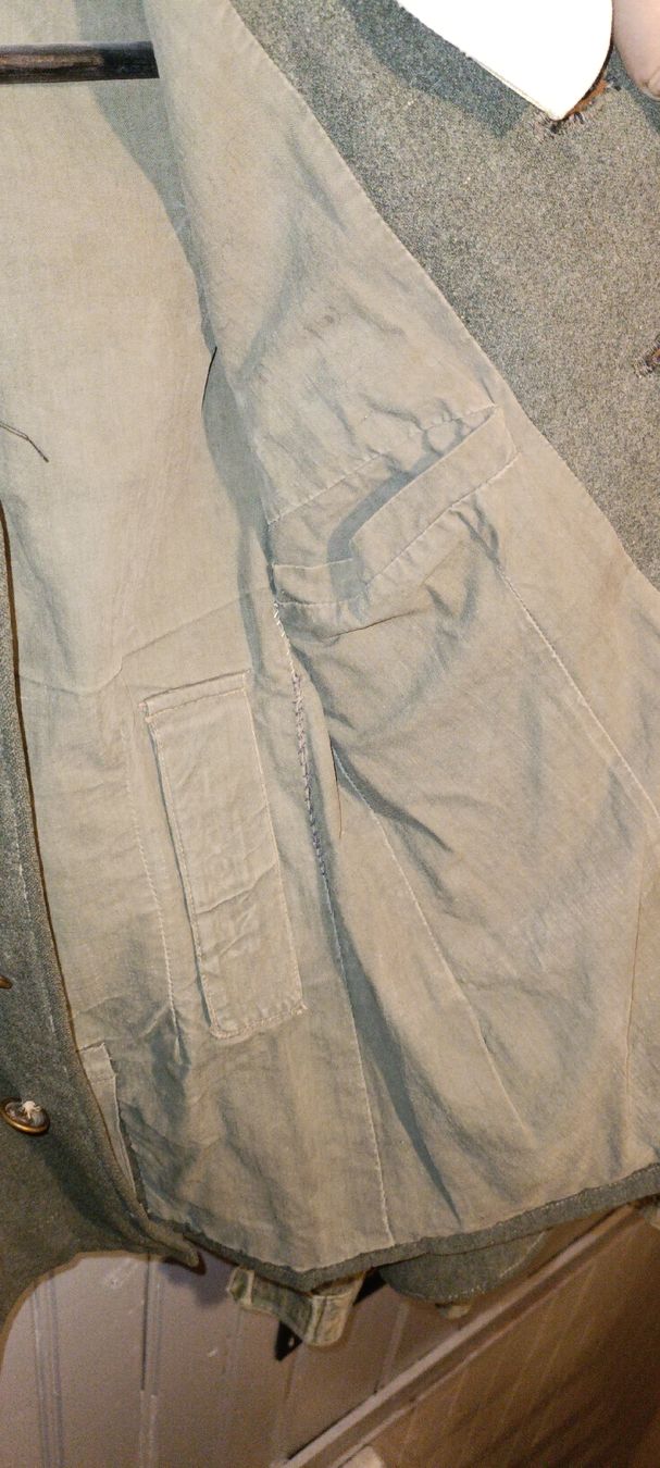 Uniformen: Kriegsgefangenenbluse – Gebraucht aus Grindelwald von sdb_yc5m 3