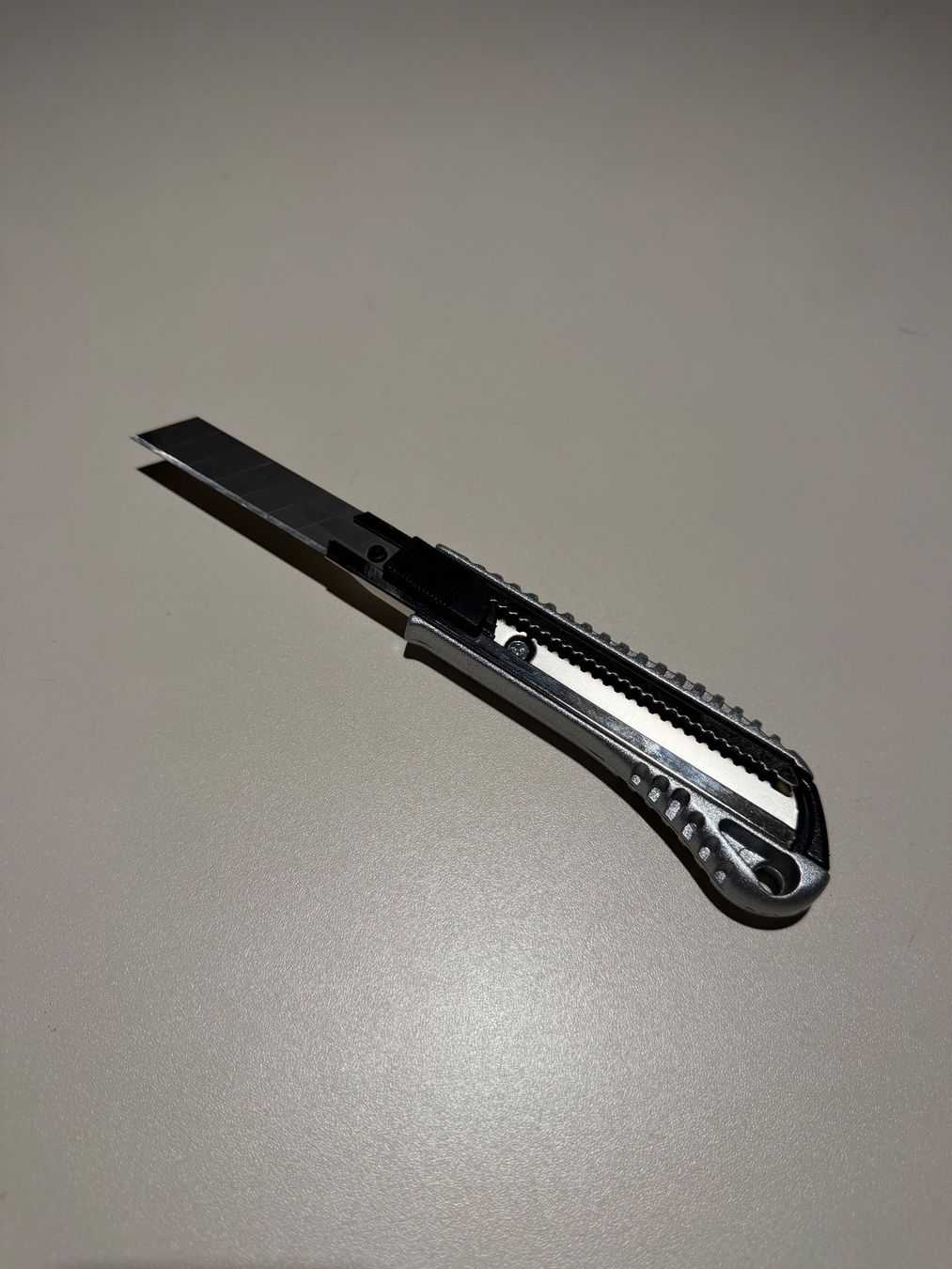 Tutti gli attrezzi: Cuttermesser – Nuovo e nell'imballaggio originale da Sissach venduto da epsi16 1