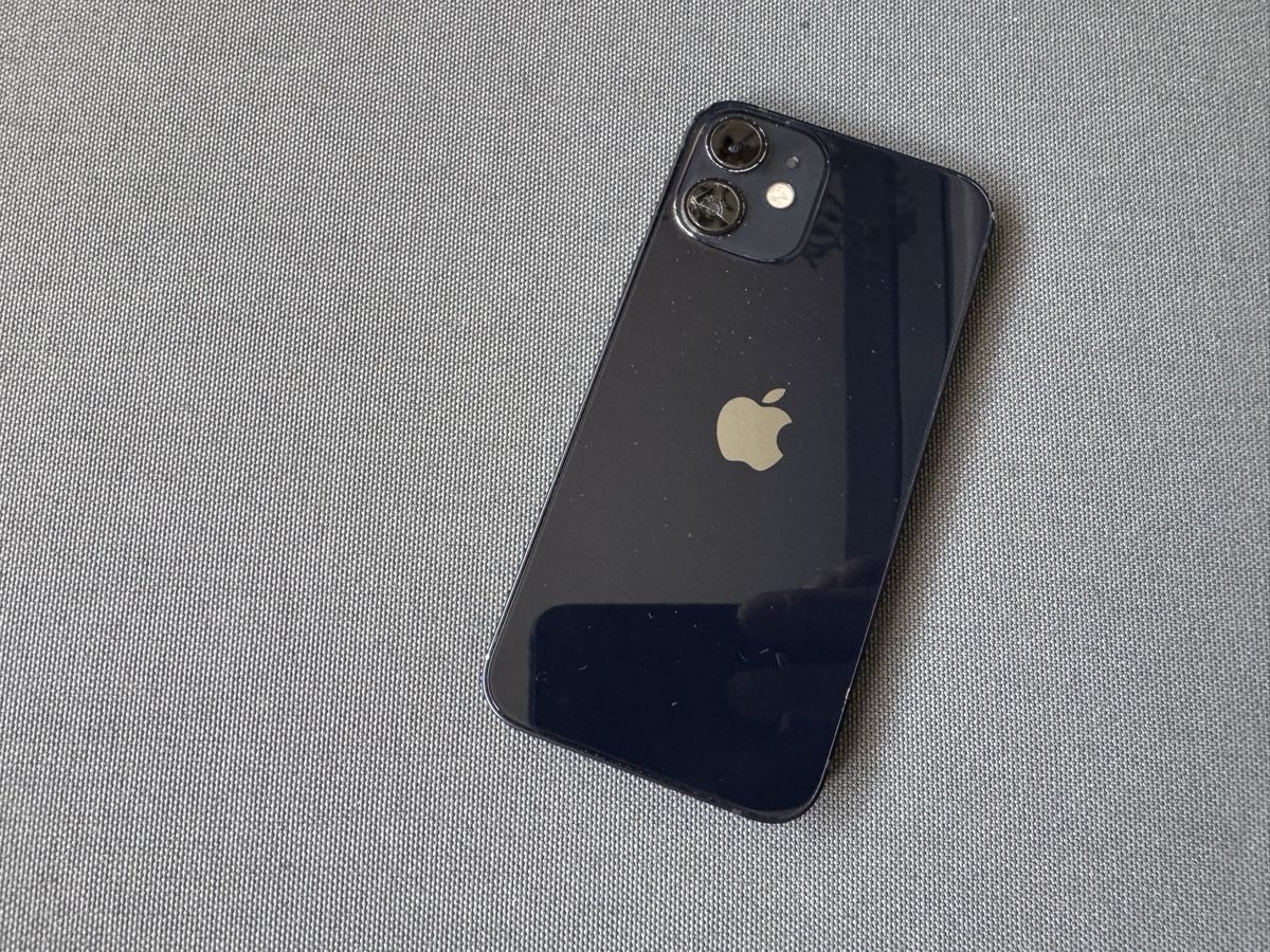 Apple Telefoni cellulari / Smartphones: Apple iPhone 12 Mini iCloud – Difettoso da Lausanne venduto da Denis- 1