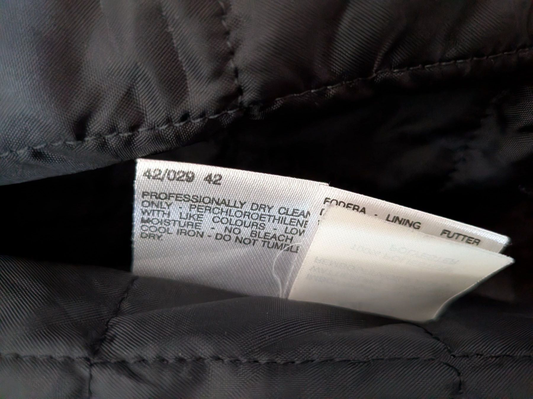 Max Mara Giacche: Weekend MaxMara Jacke Gr 38 schwarz – Usato da Emmen venduto da magelan 5