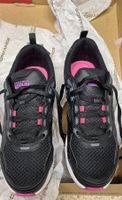 Baskets Skechers Go Run Consistent noir rose T40 neuves