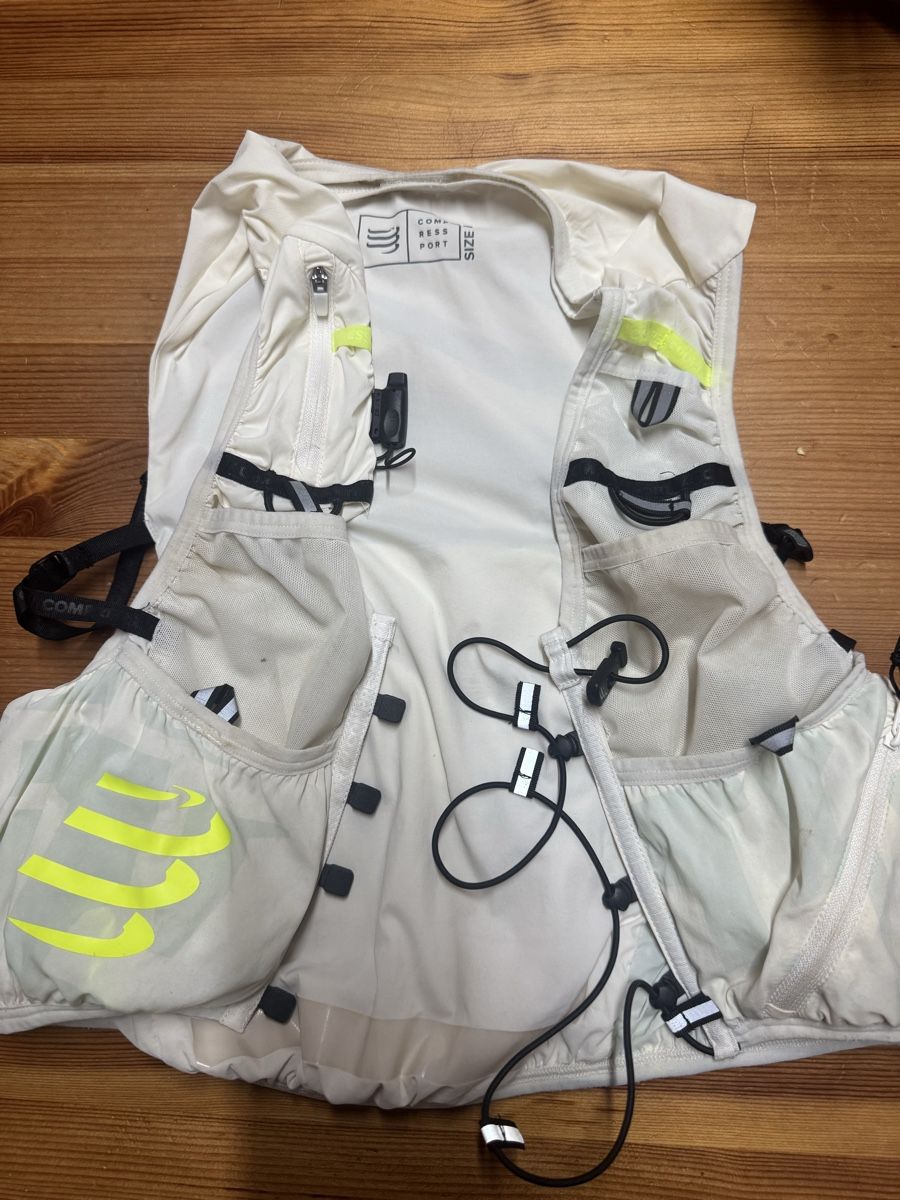 Compressport Taschen: Sac Trail compressport – Gebraucht aus bonfol von rossi4699 1
