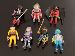 7 Playmobil Figuren  Ritter  usw. 