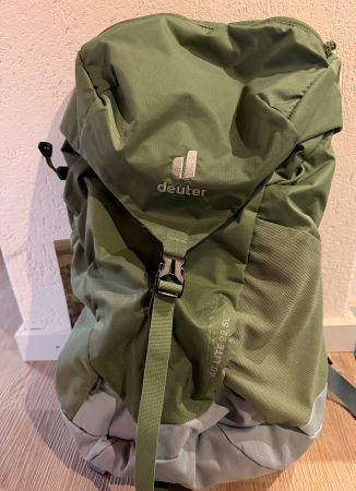 Deuter Rucksack AC Lite 22 SL dunkelgrün neu mit Etikett
