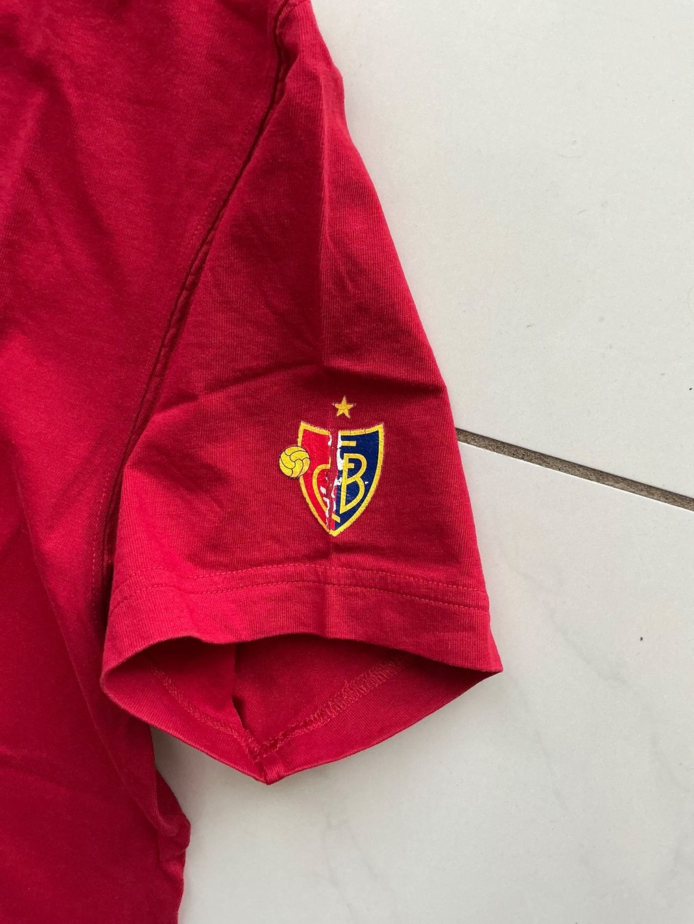 FC Basel T-shirt: Fc Basel Fan Shirt Gr.M – Usato da Biel-Benken BL venduto da Sahra1 1