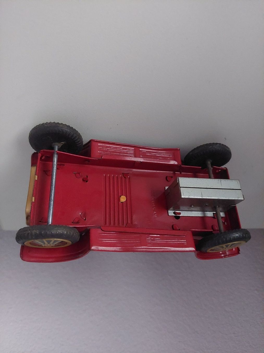 Modellini d'auto: Antikes Blechspielzeugauto, Oldtimer, Sammlerauto – Usato da Wil SG venduto da ram_c5j2 3