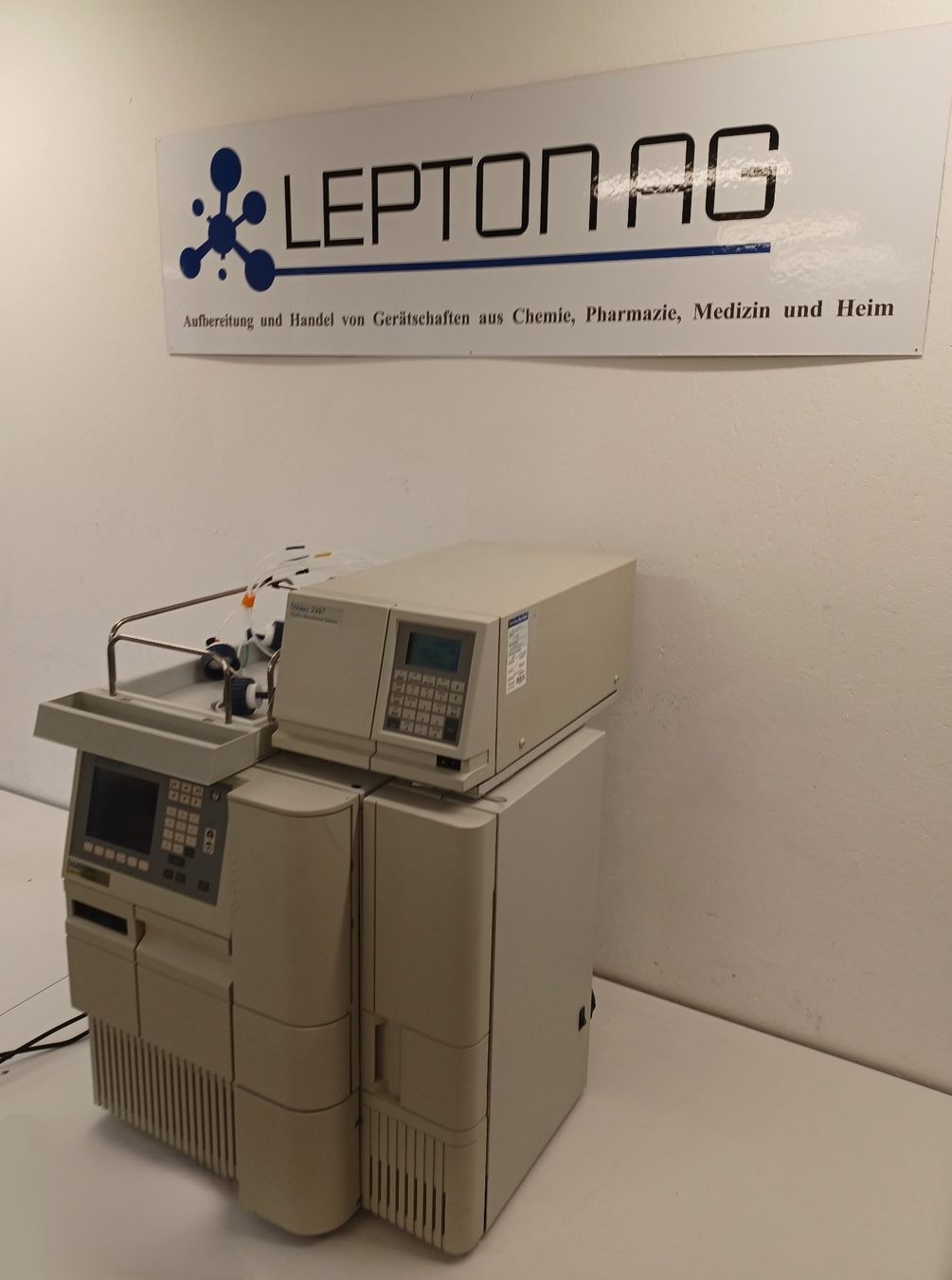 Accessori da laboratorio: Waters 2487/2795 – Usato da Niederdorf venduto da LeptonAG_Labor