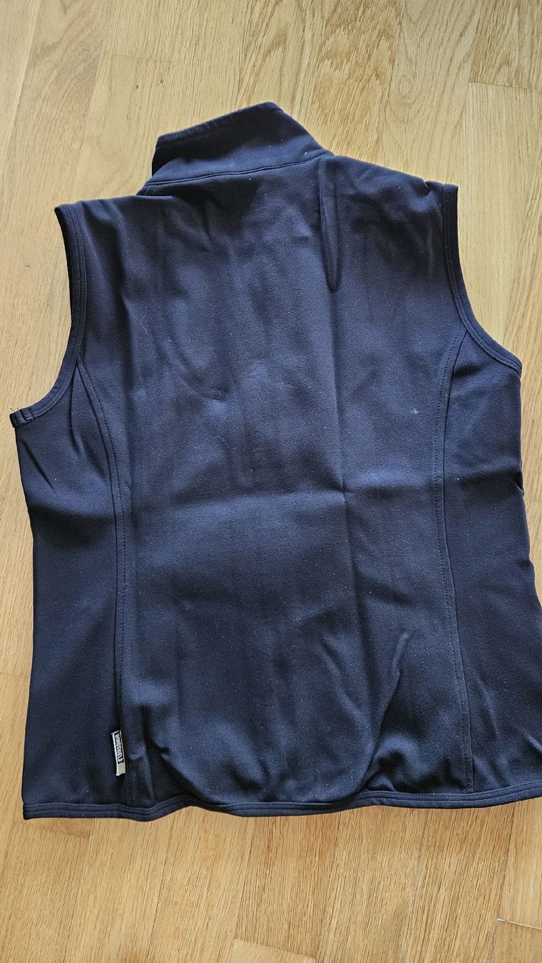 Gilet & Giacche senza maniche: Damen Gilet Briko M winddicht – Usato da Hildisrieden venduto da Schteigeiss 3