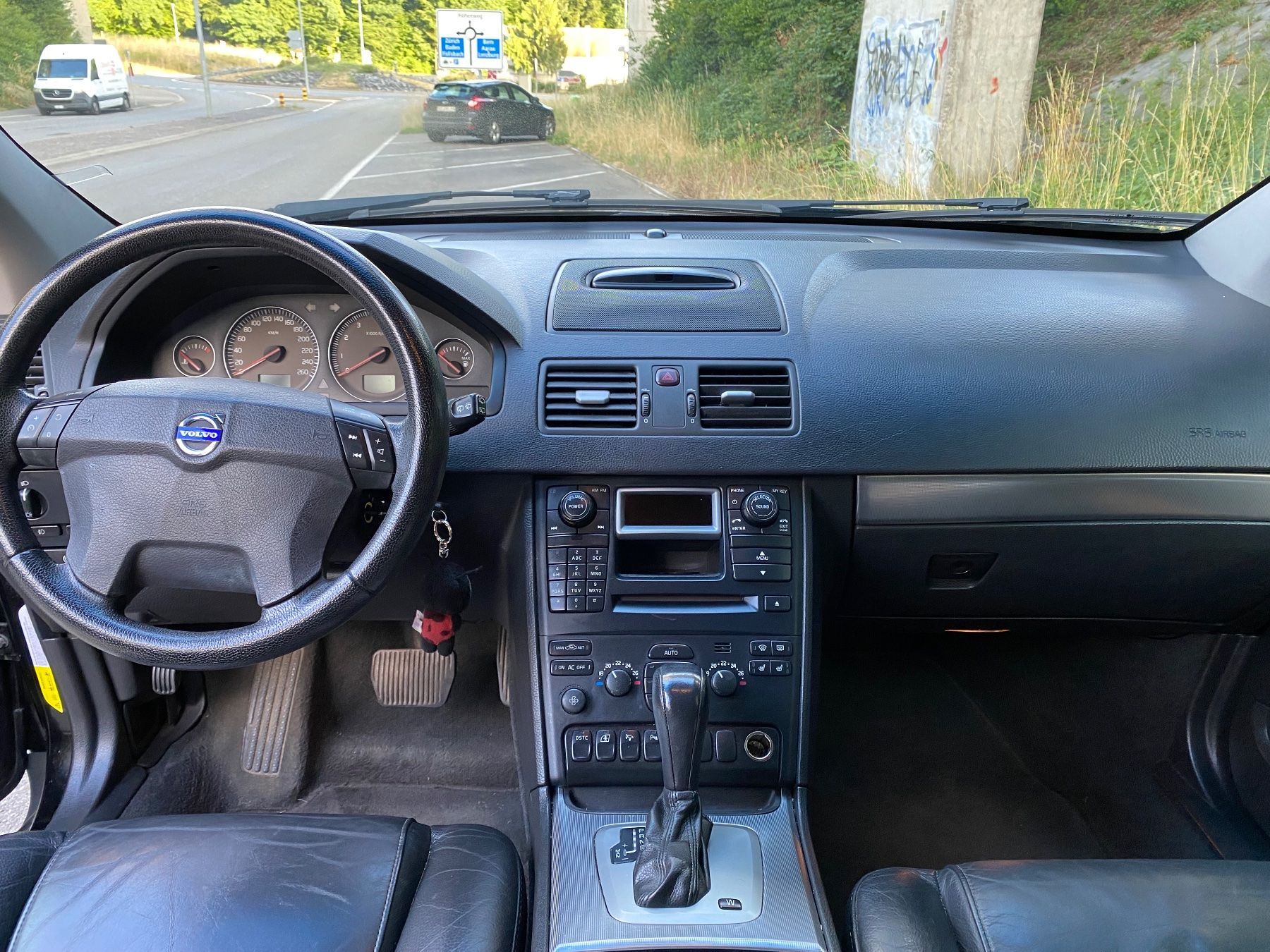 Volvo Automobili: Volvo XC90 2.5 T AWD 7 Plätze – Usato da Rütihof venduto da Ta-289 6