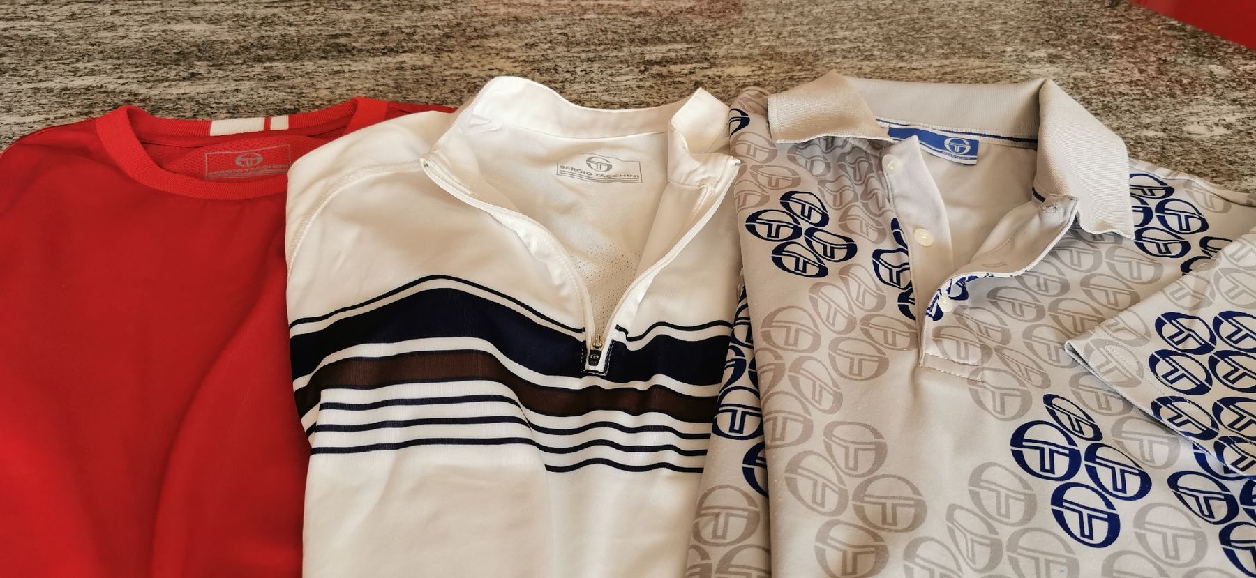 Lotti di vestiti: Sergio Tacchini T-Shirt im 3 er Pack Gr. M – Nuovo (secondo la descrizione) da St. Niklaus VS venduto da Distel60 1