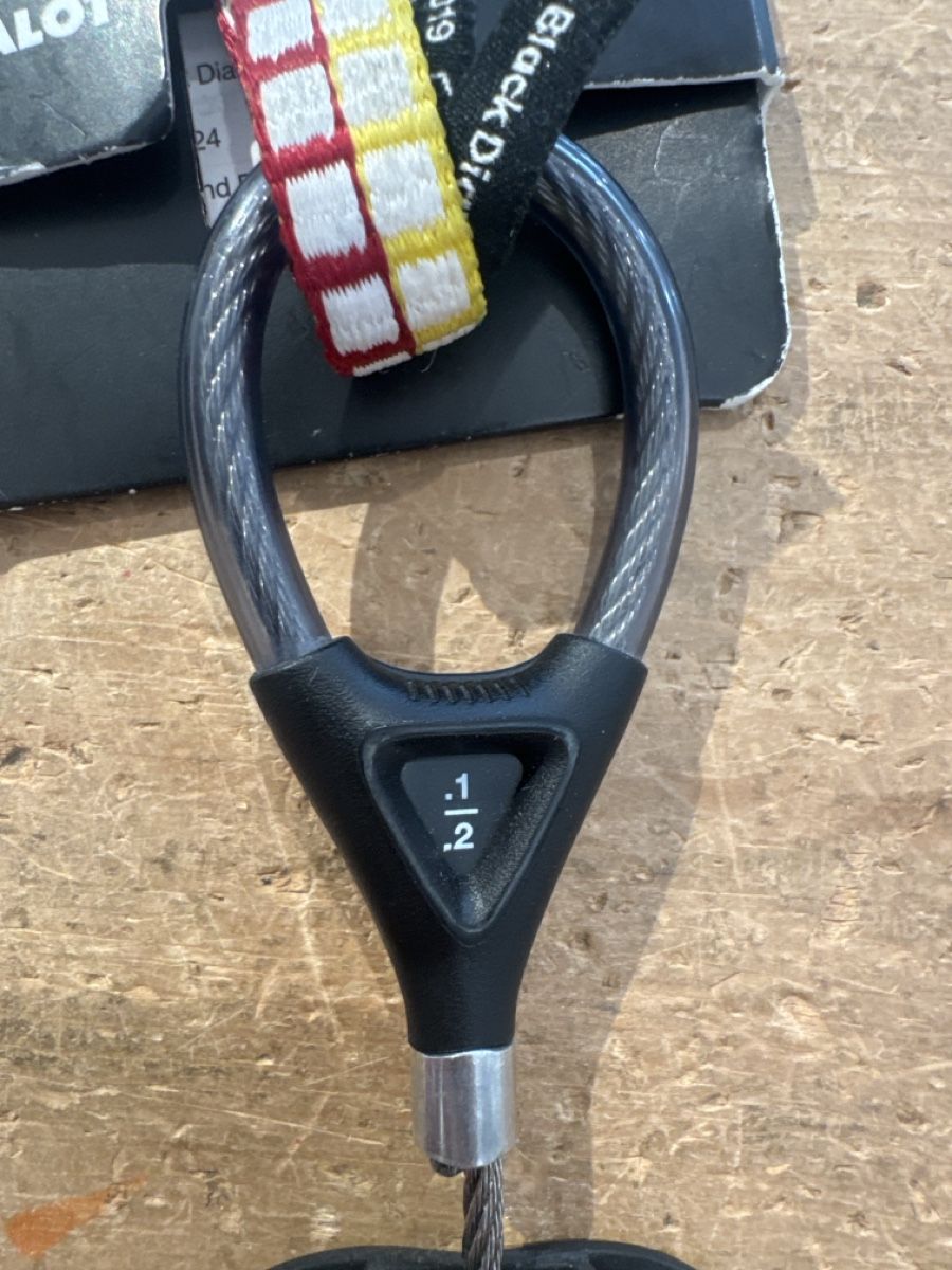 Matériel de grimpe: Black Diamond Camalot Z4 0.5 neu – Neuf avec emballage d'origine à Zuoz par nic_59ck 2