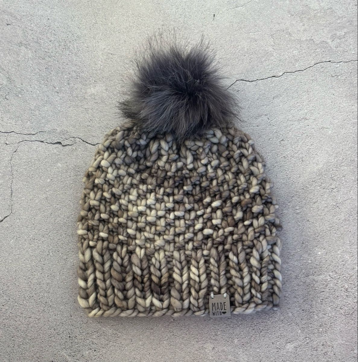 Copricapi, berretti & cappellini: 100% merino bonnet neuf – Nuovo e nell'imballaggio originale da Randogne venduto da BonnieG