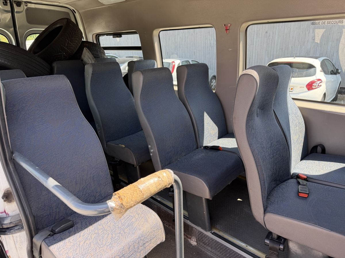 Renault Automobili: Renault Master T35 2.8 TDI – Usato da Oberönz venduto da Xyz90 8