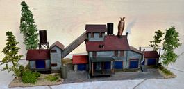 Diorama alte Fabrik mit Gleisanschluss - Spur HO!