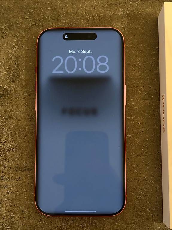 Apple Telefoni cellulari / Smartphones: Apple iPhone 17 Pro - Cosmic Orange 256GB – Usato da Spreitenbach venduto da Alby_ 1