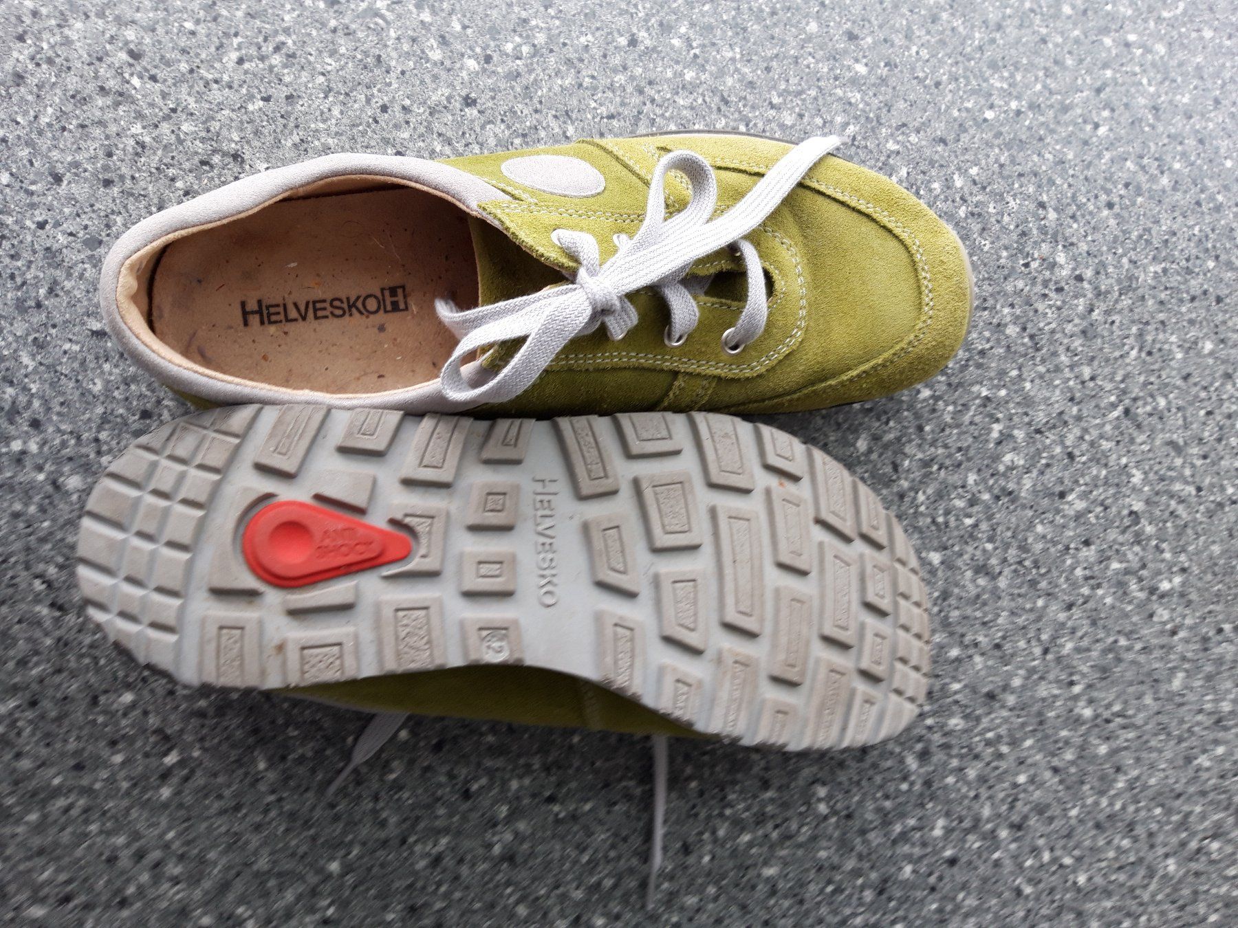 Helvesko Damenschuhe: Helvesko Freizeitschuhe Veloursleder Damen – Neu (gemäss Beschreibung) aus Neuenhof von Jimba 1