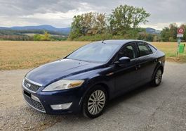 Ford Mondeo 2.3i, Automatik, 8-Fach bereift.