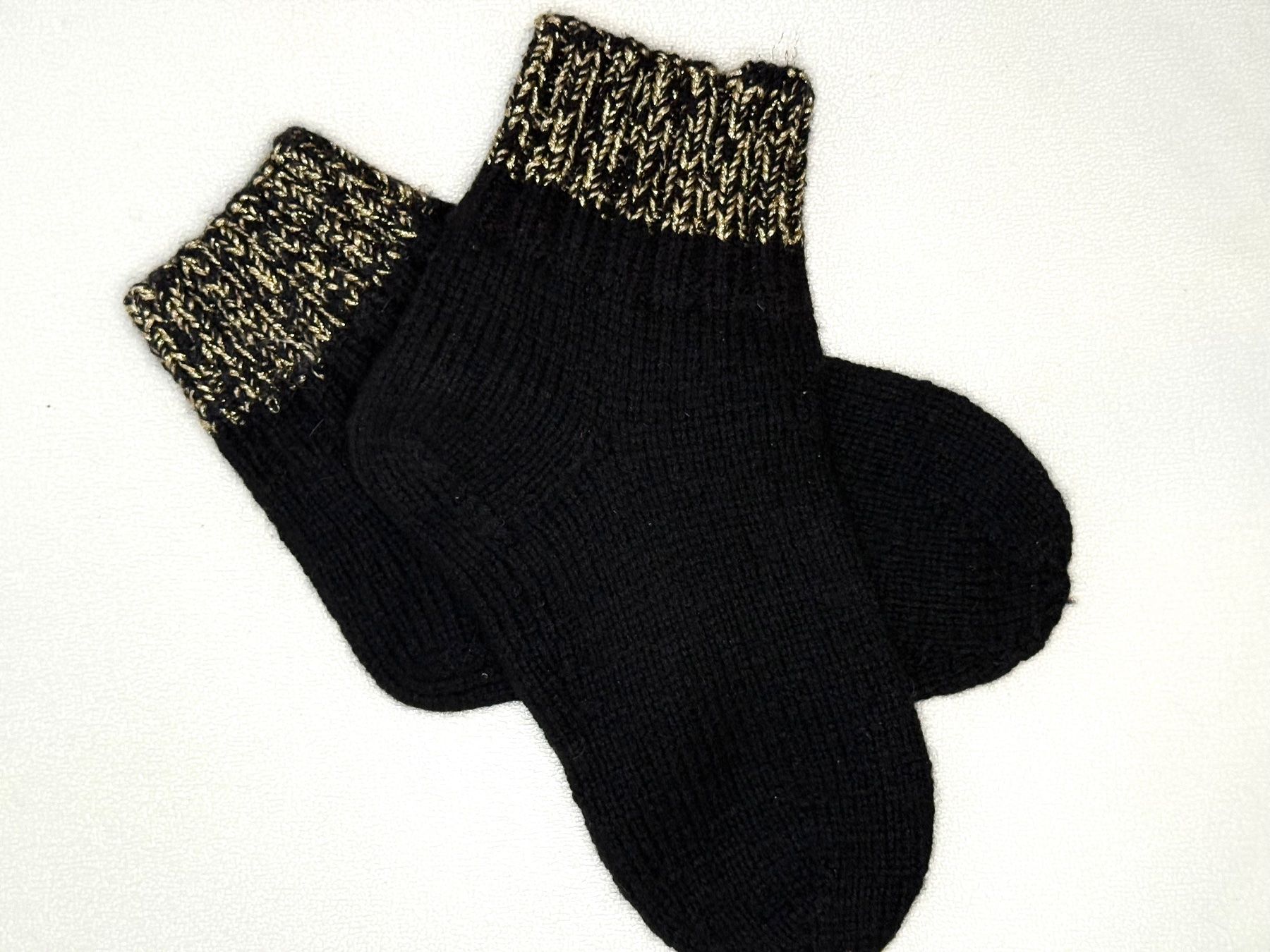 Socken: Cashmere 100%, Hand Made Knitted Socks Black – Neu und originalverpackt aus Lugano von Luswre 3
