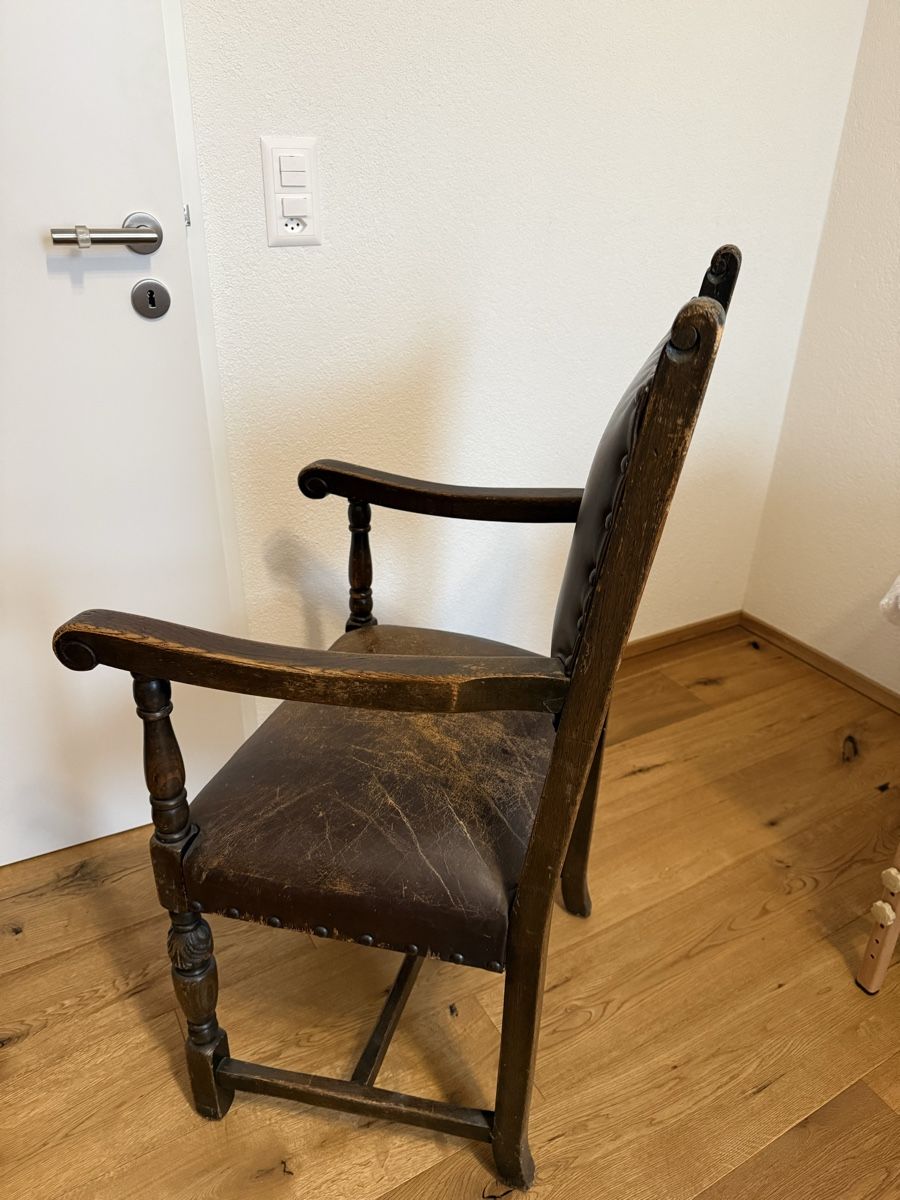 Sedie: antiker Stuhl – Usato da Neukirch (Egnach) venduto da Drughino 3