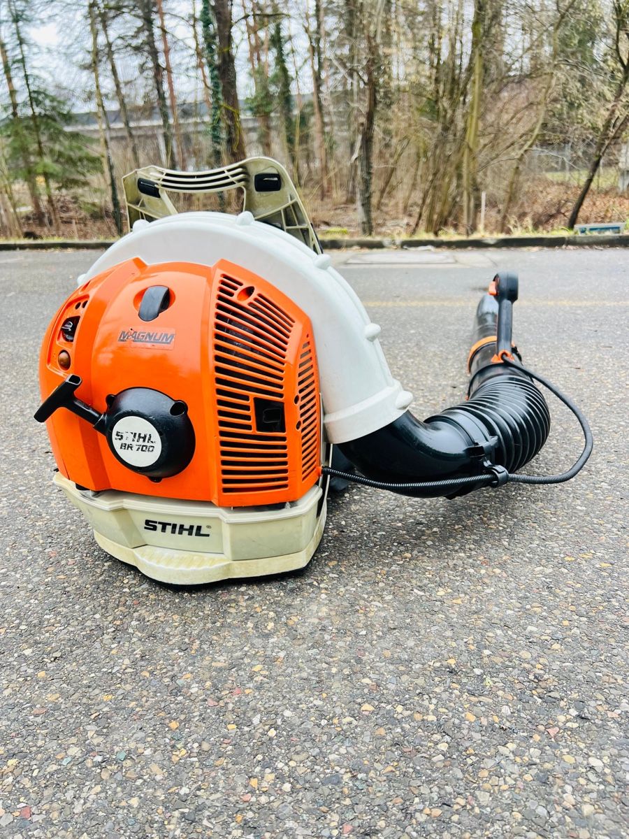 Stihl Soffiatori & Aspiratori per foglie: Laubbläser Stihl Br 700 – Usato da Urdorf venduto da mas_5wfz 3