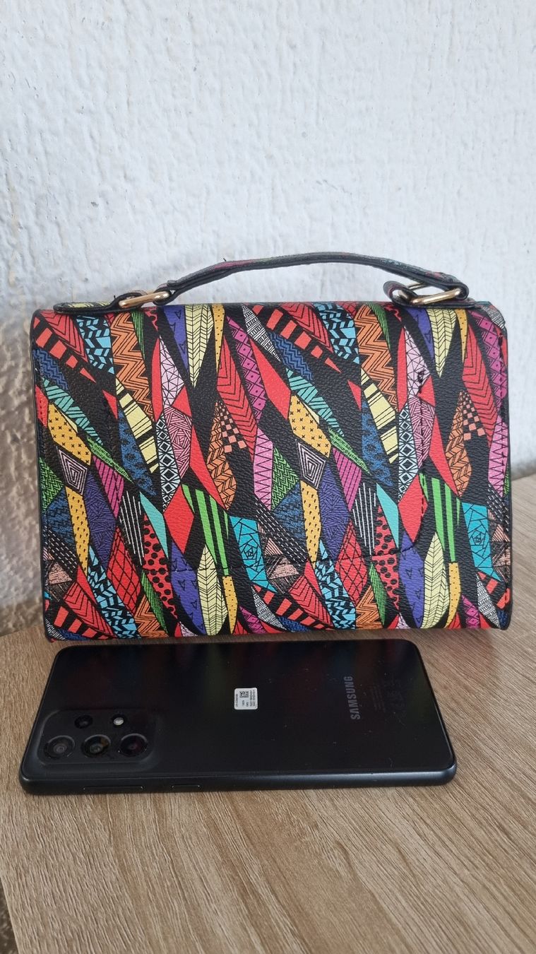 Borse da donna: Kleine  Handtasche mit Muster - Blickfang! – Nuovo (secondo la descrizione) da Glattbrugg venduto da Hamburgstadt 1