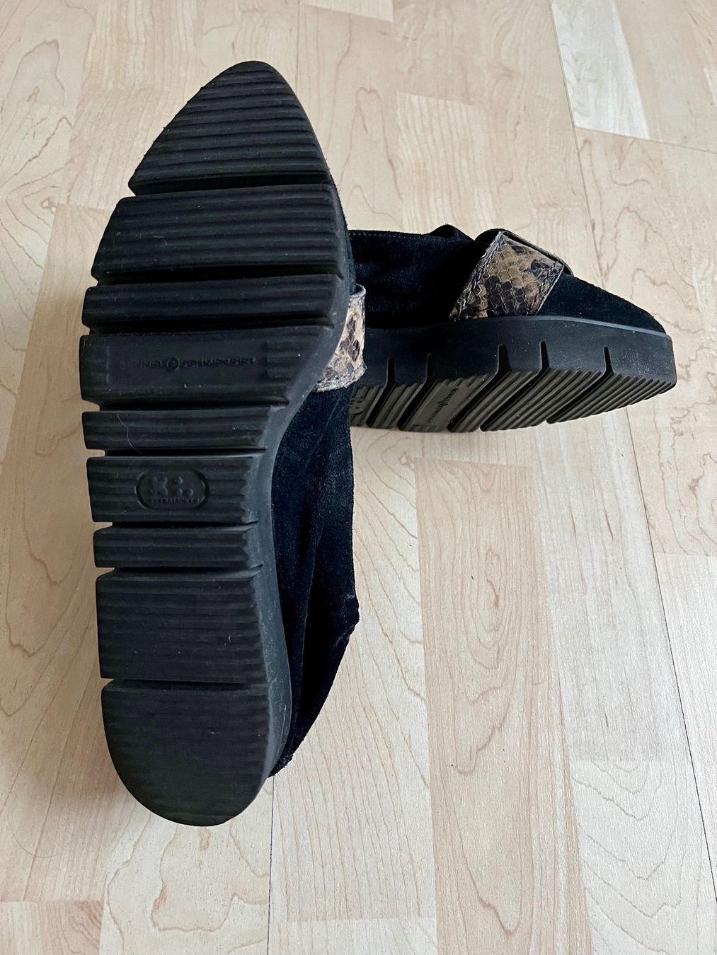 Kennel + Schmenger Damenschuhe: Kennel & Schmenger Slipper 39.5 schwarz Python 🖤🐍 – Gebraucht aus Hägendorf von Gattonella 3