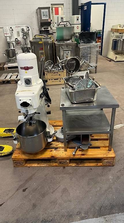 Elettrodomestici da cucina: Lips Rührmaschine inkl Blitzer – Usato da Brugg AG venduto da lali88 1
