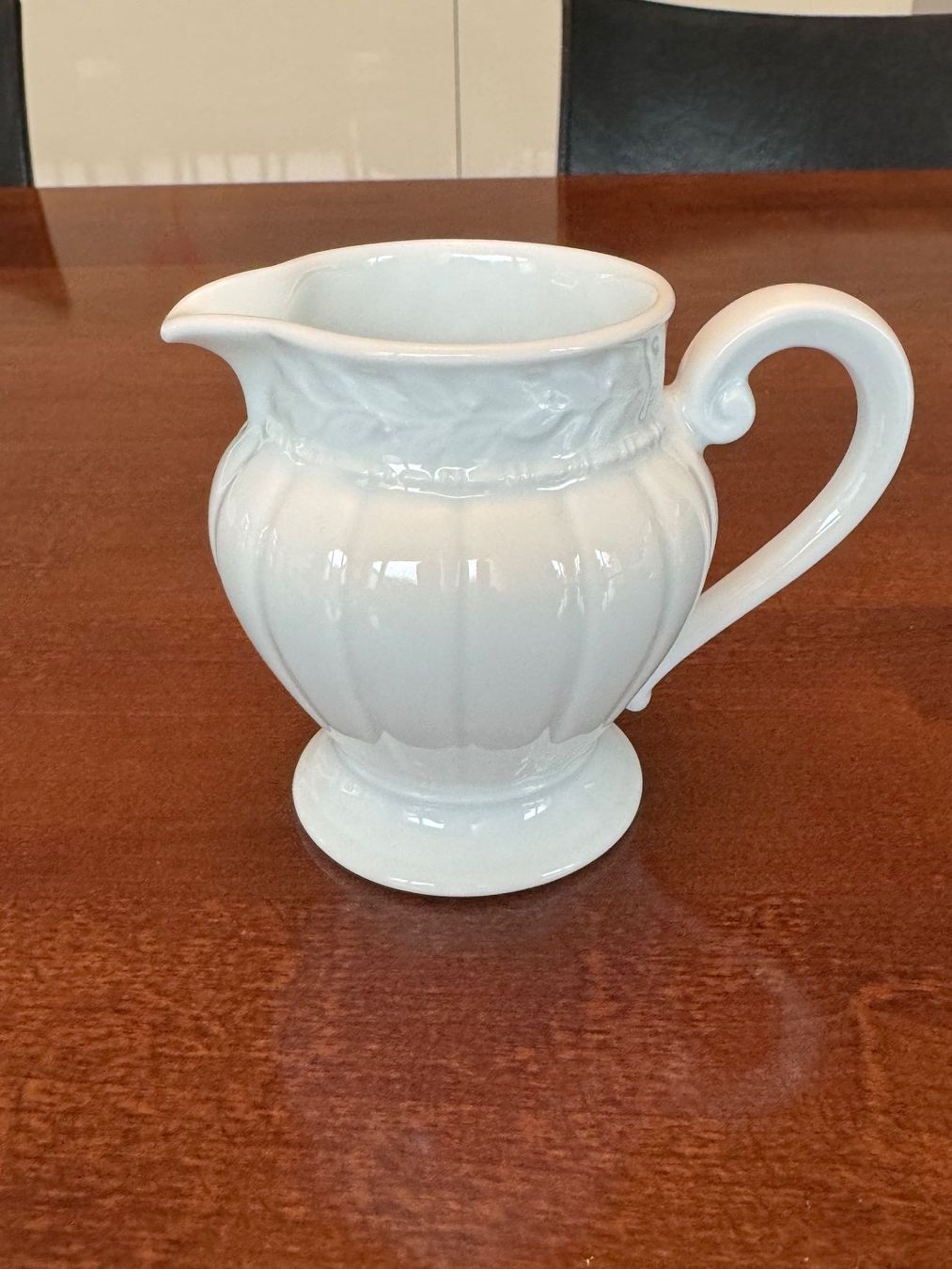 Bernardaud Set di piatti: Kännchen für Kaffeerahm – Usato da Muttenz venduto da Steiki