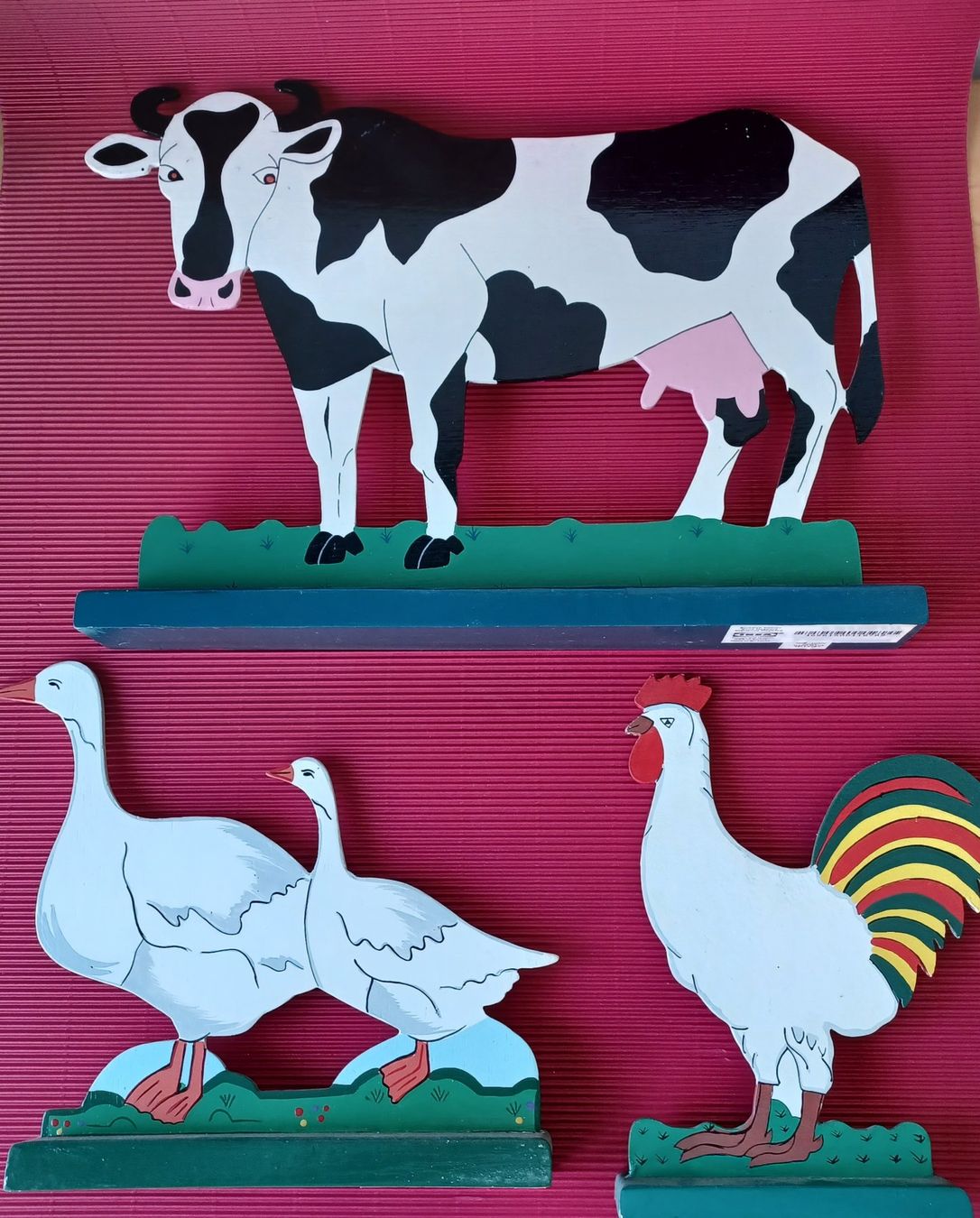 Figuren: Kuh, Güggel, Gans , Holzfiguren. – Gebraucht aus Zürich von Bellabo