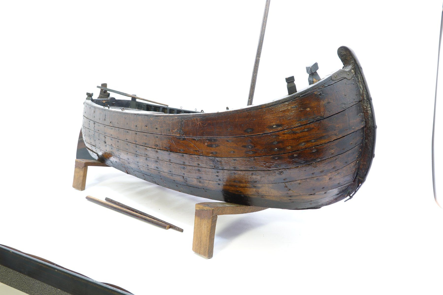 Kit di modellismo & Modellini statici: Antikes Modell Boot Schiff Wikinger? Modellboot Holz Schiff – Usato da Trin venduto da evolrof 1
