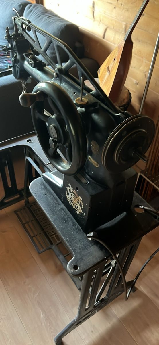 Singer Nähmaschinen: Machine à coudre Singer 29K62  – Gebraucht aus Troistorrents von kai_67dw 2
