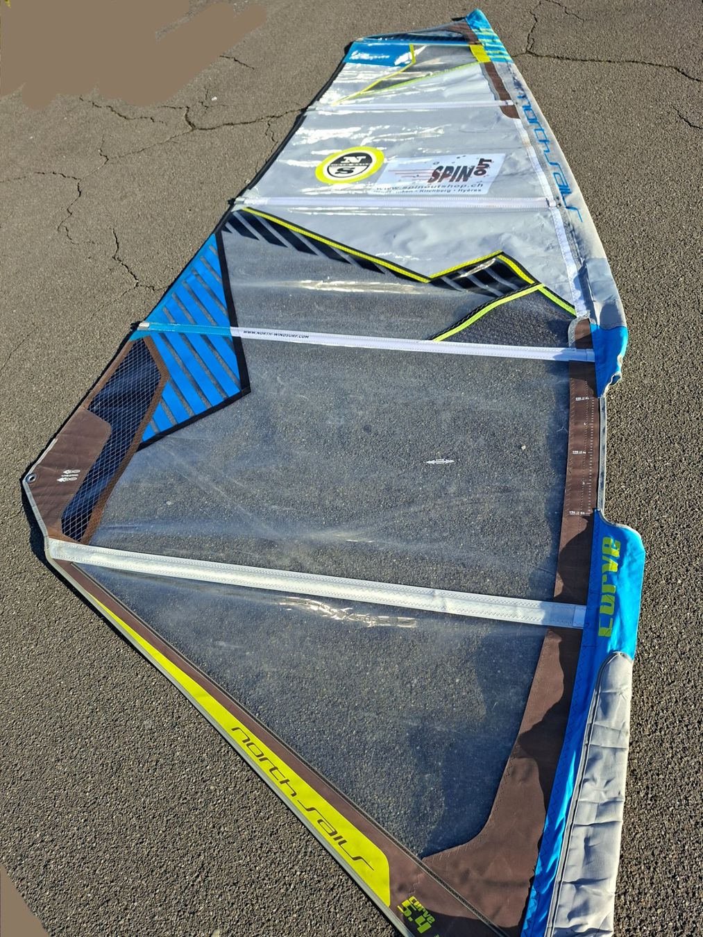 Tavole da surf e di nuoto: Windsurf Set:1Board +2 Segel, Top Qualität – Usato da Fällanden venduto da Nmustang 3