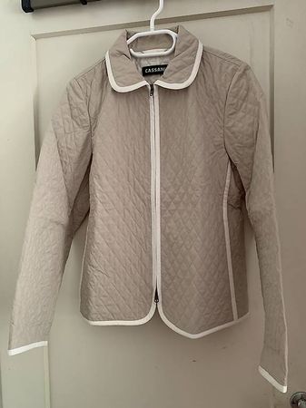 Beige Steppjacke 